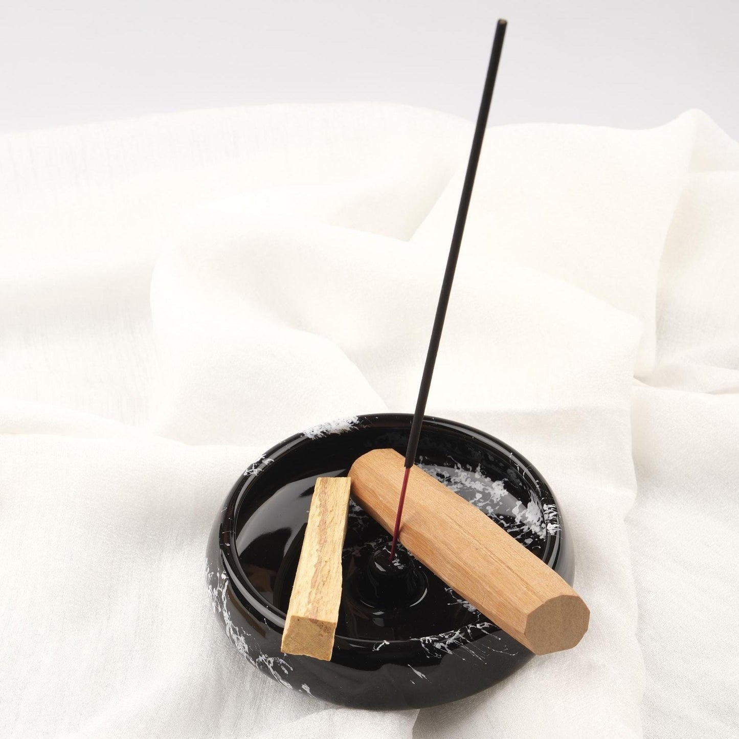 Palo Santo & Incense Stick Holder | Marble Paint Ceramic Modern Ash Catcher For Smudge Or Sticks | 12x12x5cm Authentic Yogi Gift