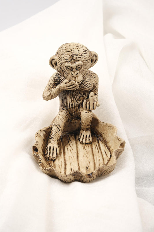 White Middle Finger Monkey Ashtray | Cool Funky Ashtray Lid, Vintage Smoking Gift – 13x10cm Handmade HEAVY ITEM 1LBS