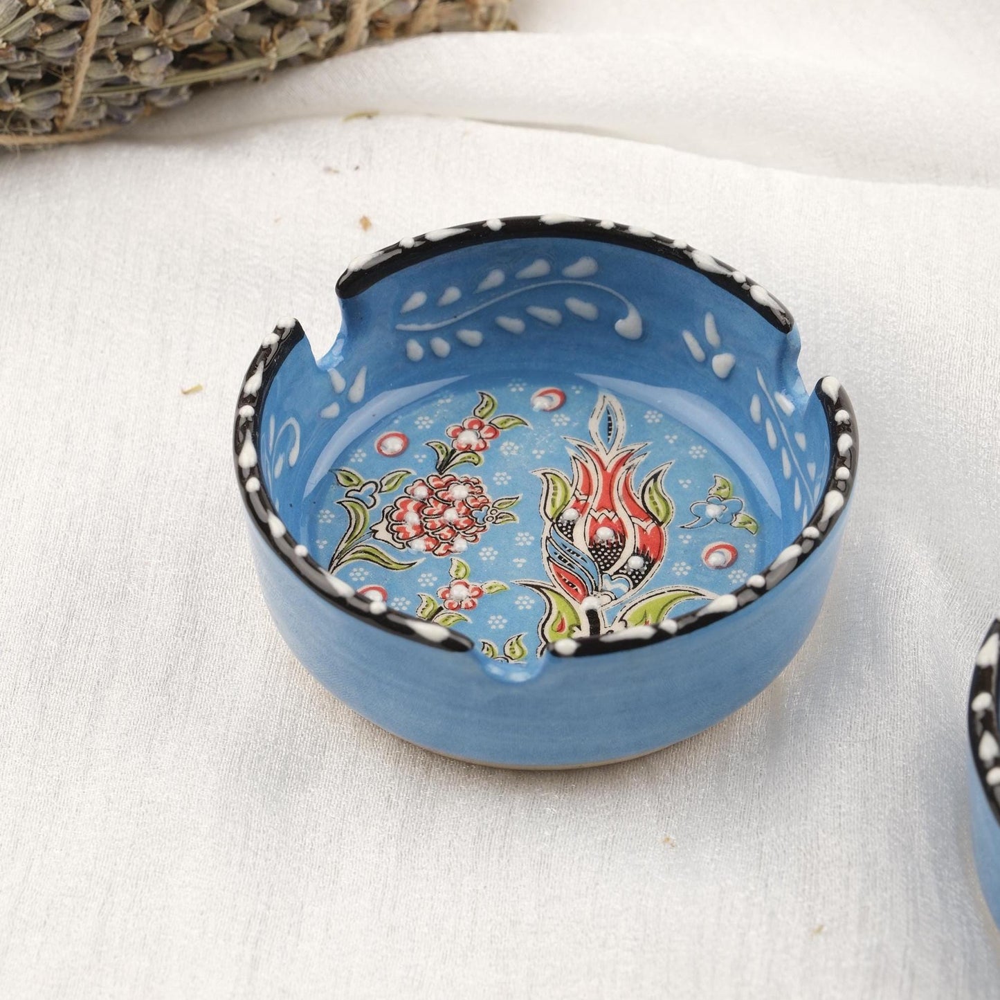 Buy1 Get1 | Handmade Light Blue Ceramic Ashtray with Vintage Lid Design, Small Antique Style Smoking Accessory Cigar Ash Tray, Cigarette Lid