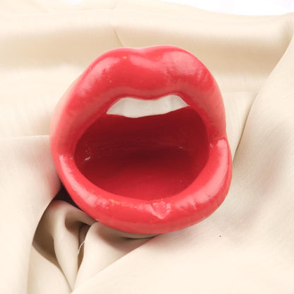 Red Lips Ashtray with Teeth, Bold Pop Art Style Mouth Tray, Handmade Funky Gift for Women Smokers  Unique Design Accent, 11x12x10cm