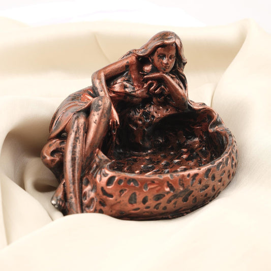 Bronze Resting Woman Ashtray, Elegant Thinking Lady Sculpture Tray, Artistic Handmade Smoker’s Gift  Unique Vintage Look, 13x11x8.5cm