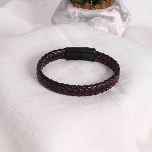 Black Leather Men's Bracelet – 22cm Minimalist Design with Red Stitching and Gold Accent