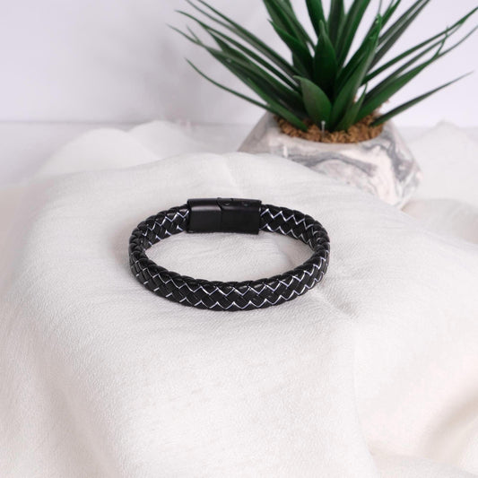 Black Genuine Leather Men's Bracelet – 22cm Street Style with White Stitch Detailing