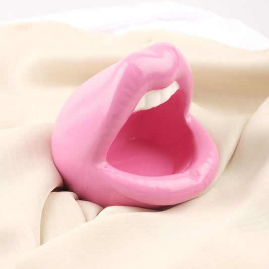 Pink Lips Ashtray with Teeth, Bold Pop Art Style Mouth Tray, Handmade Funky Gift for Women Smokers  Unique Design Accent, 11x12x10cm