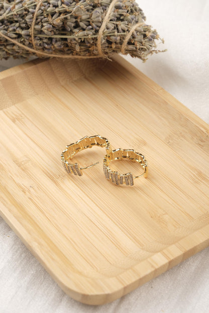 British Lock Gold Hoop Earrings With Emerald-Cut Diamond Accents Hypoallergenic Lightweight Chic Elegant Everyday Jewelry Gift for Women