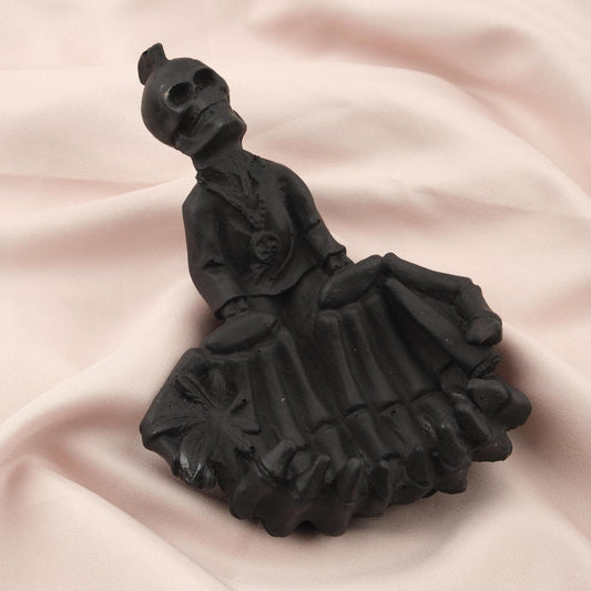 Black Skeleton & Marijuana Leaf Ashtray in Resin | Unique Smokers Gift Hippie Style Ashtray, Handmade Cigarette Lid | Smoking Accessories