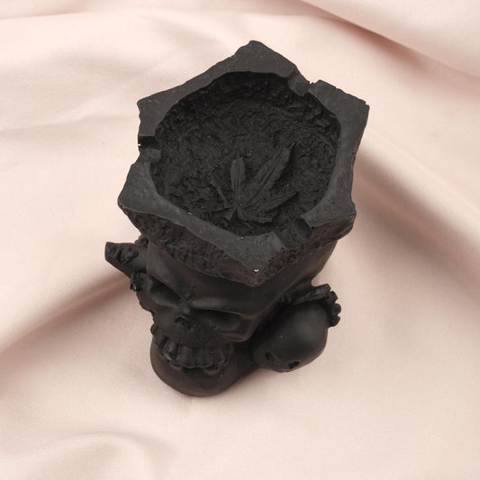 Marijuana Leaf & Skull Ashtray in Black, Unique Hippie Cigarette Lid for Smokers, Smoking Accessories for Husband, Authentic Home Decor