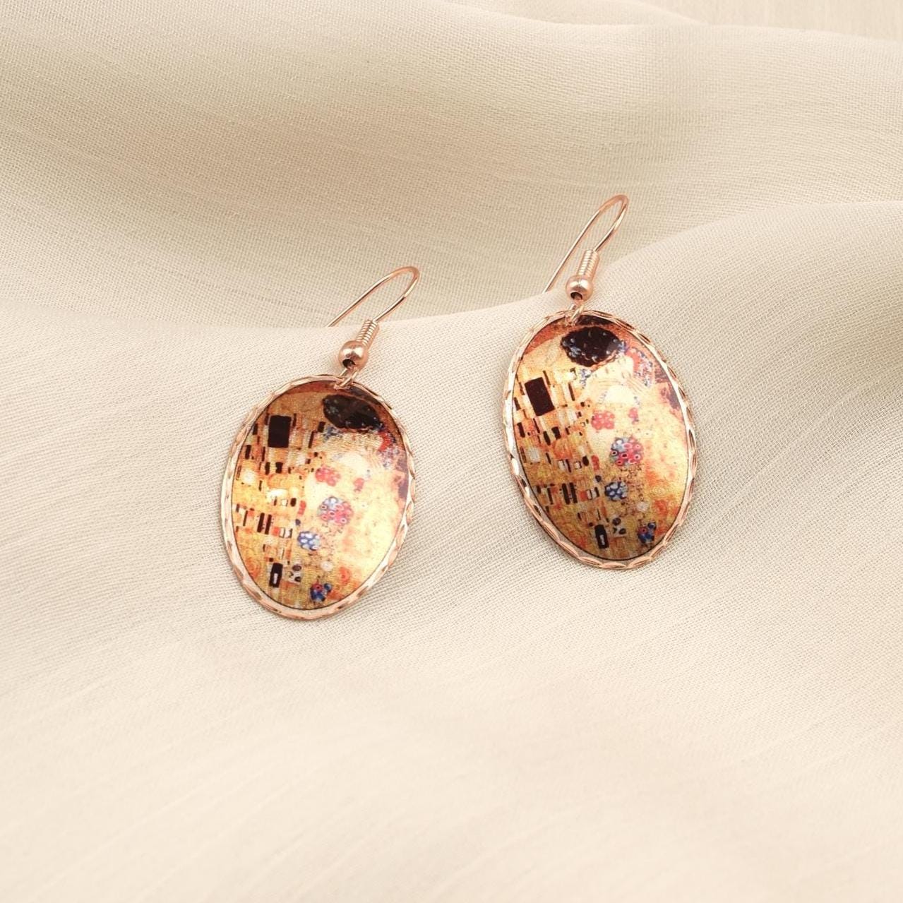 Gustav Klimt “The Kiss” Dangle Earrings in Pure Copper, Artistic Design | Handmade Vintage Style, Antique Looking Gift