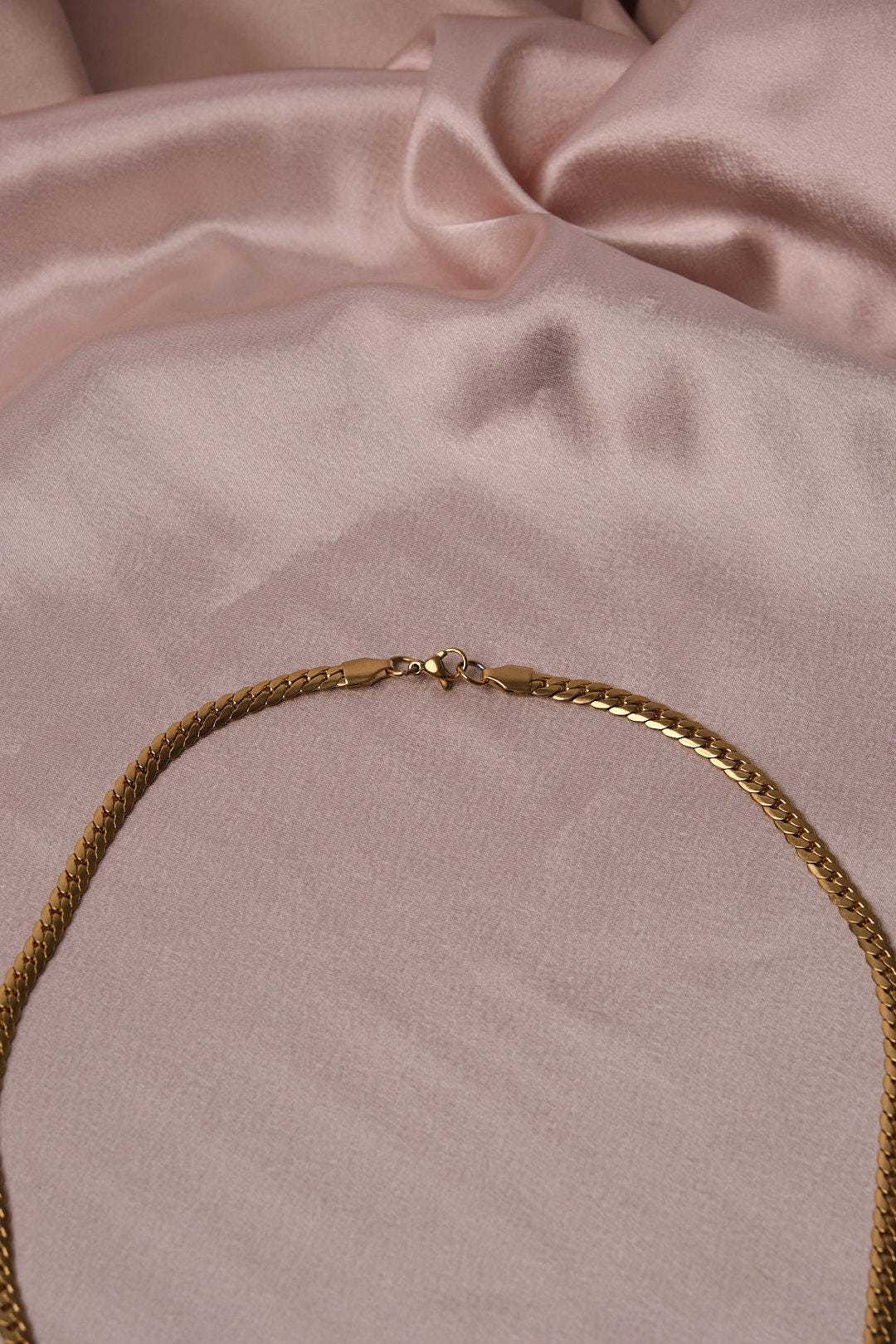 Men's Gold Snake Chain Choker Necklace & 54 cm, Stainless Steel Jewelry with Urban Edge | Cool and Masculine Look | Great Gift for Him